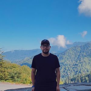 Meet your Posher, Henry